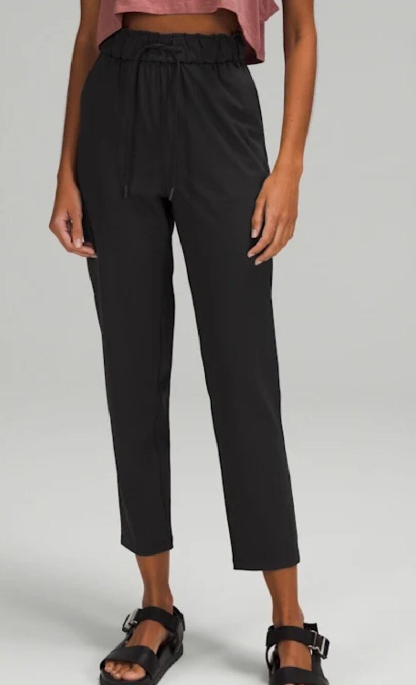 Lululemon On The Fly Pants Women’s Black Stretch Pull On Travel Commuter